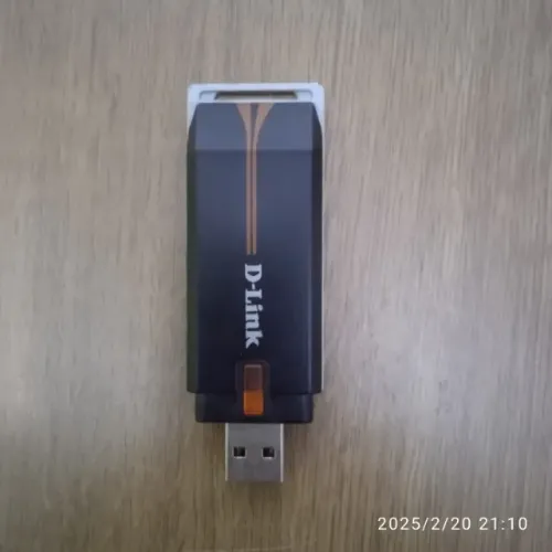 Adaptador usb wirelless - D-Link (DWA-110)