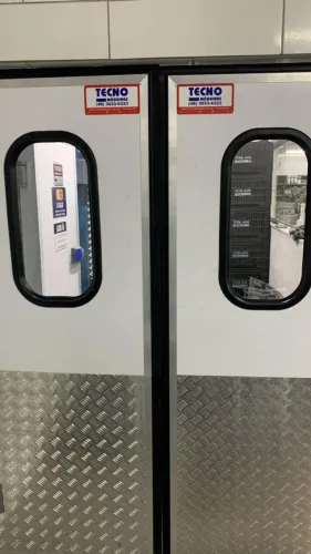 Porta vai e vem c/ visor