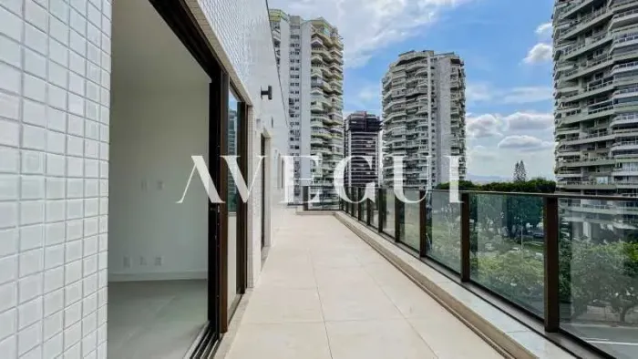 Cobertura Linear na Barra da Tijuca, 158m², 3 Quartos, vaga e infra completa.
