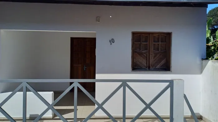 Alugo casa no aeroporto