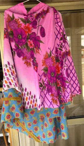 Saia Dupla Face Estampada rosa / azul, super versátil