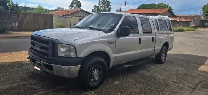 Ford F-250 XLT 4.2 180cv CD TB Diesel 2005