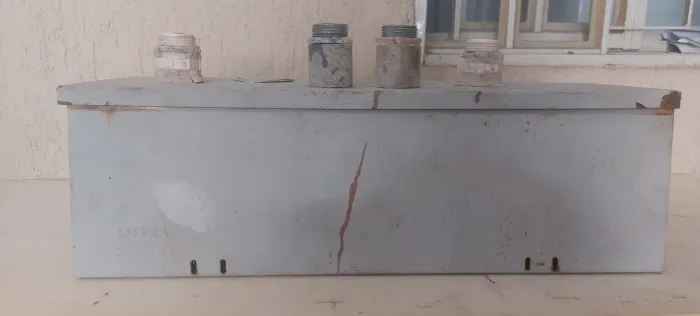 Quadro de Distribuição Elétrica Usado