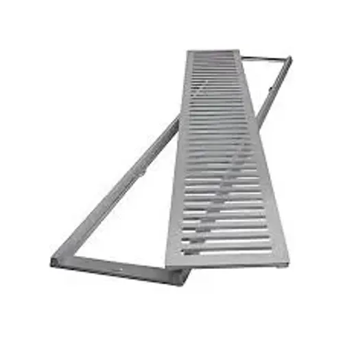 Grelha em ferro fundido canaleta 100x20 com aro-Juiz de Fora