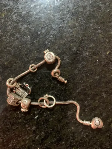 Pulseira Pandora com Berloque