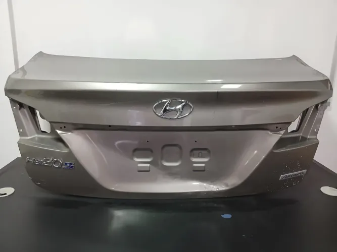 Tampa traseira porta malas Hyundai HB20 Sedan ano;2017/2019