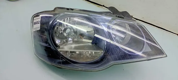  COM DETALHES Farol DIREITO VOLKSWAGEN Golf Sportline 2008/2013    etq8602