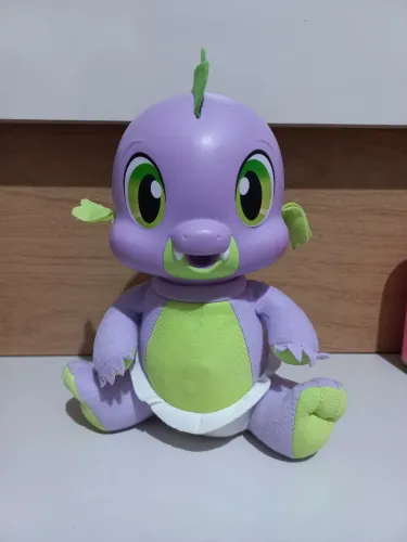 Boneco Spike My Little Pony fala frases