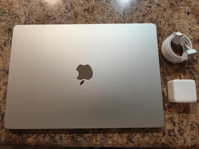 MacBook Air M4 15 pol. Prata 256gb - Novo