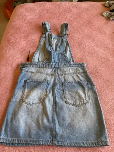 Macacão jeans nunca usado