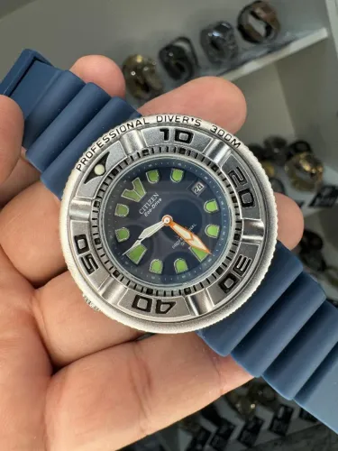 Relógio Citizen G83