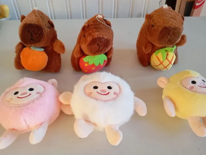Chaveiros de pelúcia
