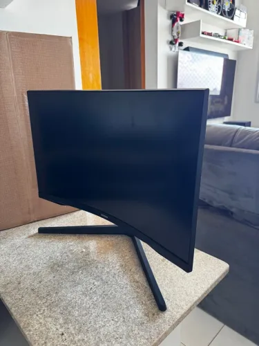 Monitor Samsung odissey g5 QHD 27 curvo