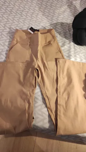 Calça Flare Bege