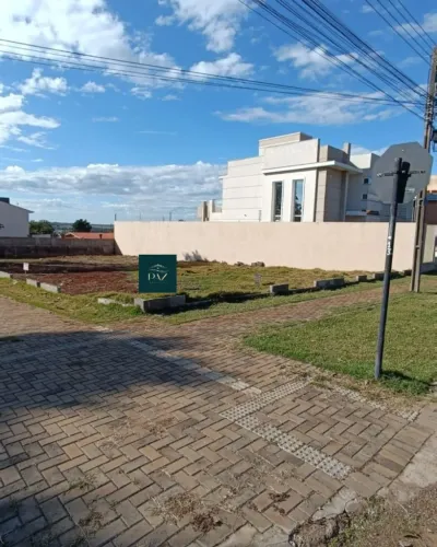 Terreno próximo da Avenida Carlos Gomes