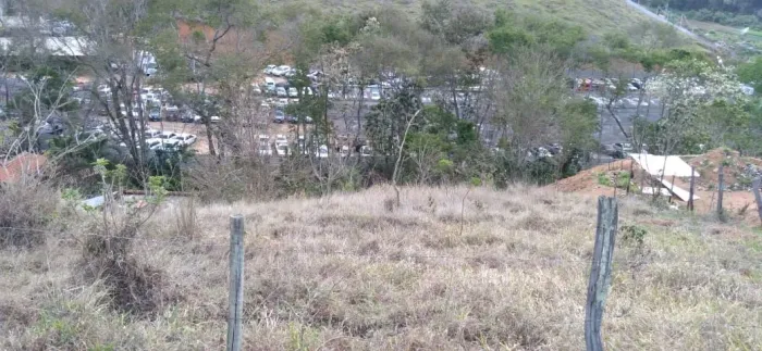 Terreno em Grama