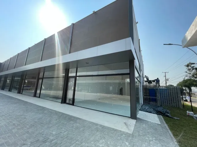 Ponto comercial/Loja/Box para aluguel com 114 metros quadrados em Weissópolis - Pinhais -