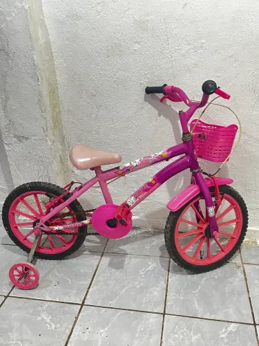 Bicicleta infantil menina 