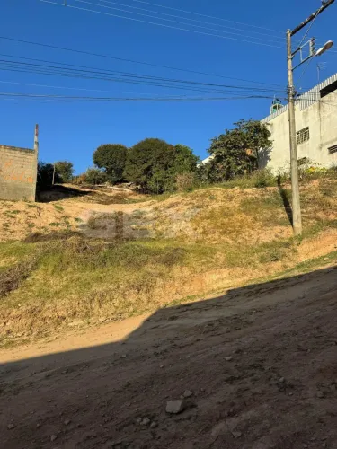 Lote à venda no bairro São José com 1.112 m².