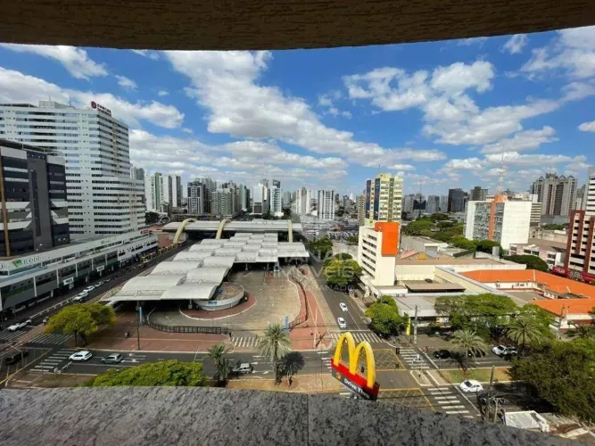 Apartamento com 2 dormitórios à venda, 84 m² por R$ 650.000,00 - Centro - Maringá/PR
