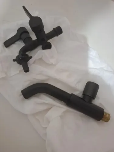 Duas 02 Torneiras preto fosco aço inoxidável Acabamento refinado