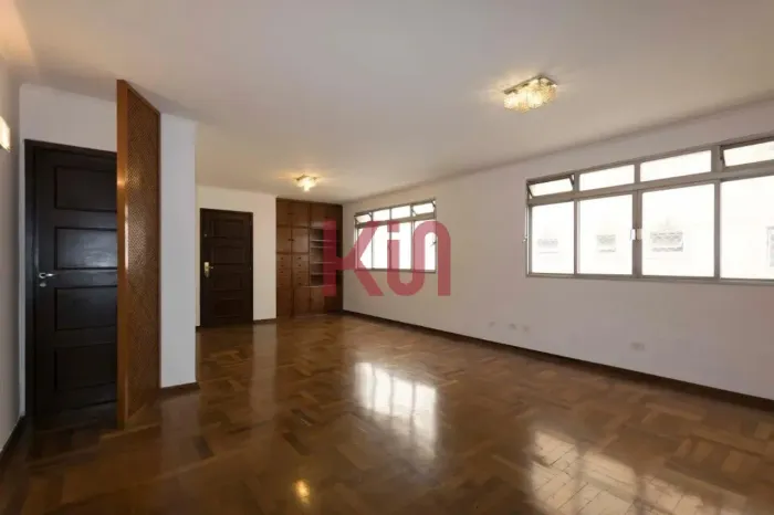 Apartamento de 4 quartos e 1 suíte na Vila Mariana, São Paulo - 172m² - 2 vagas de garagem