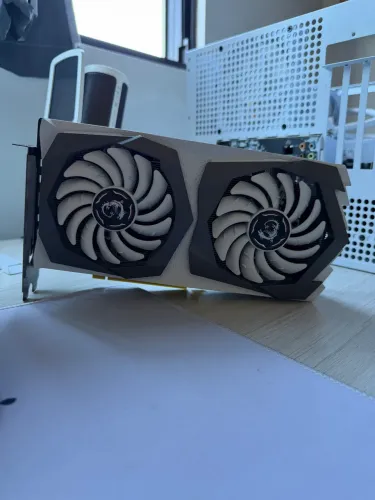 Placa de vídeo MSI 1660 Super