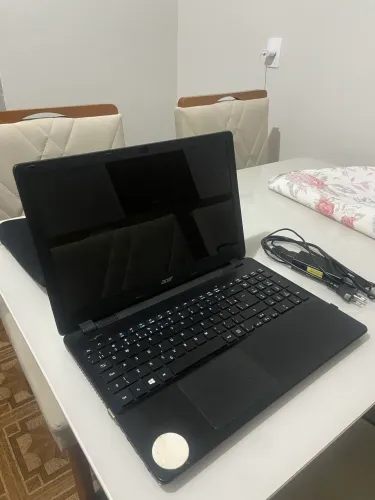VENDE-SE NOTEBOOK ACER I5 4GB