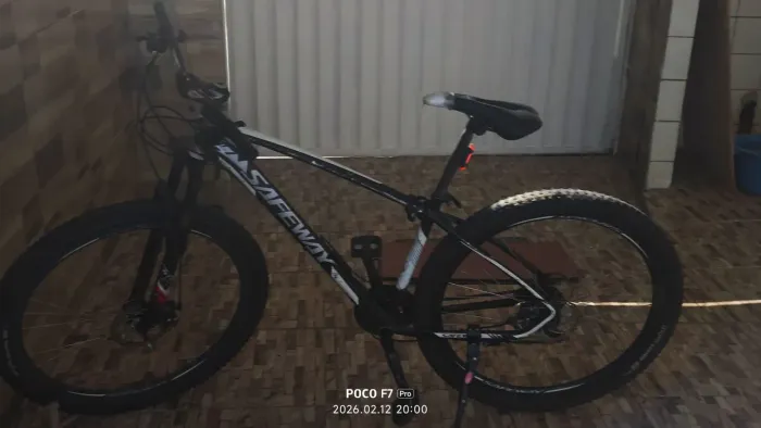 Vendo essa bike aro 29 por 1000