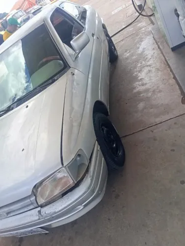Ford Escort GL 1.6i / 1.6 (álcool) 1995
