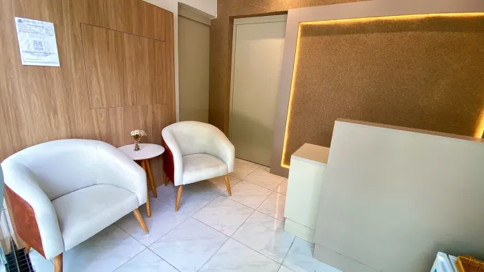 VENDE-SE CLÍNICA MONTADA E EQUIPADA ? PONTO COMERCIAL PARA LOCAÇÃO