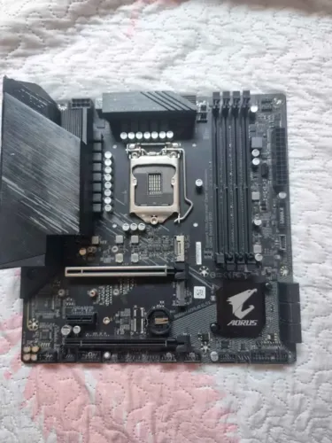Placa mãe Aorus intel 10/11° Geração
