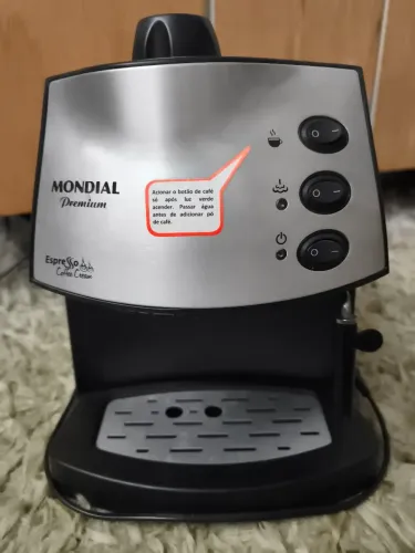 Cafeteira Café Expresso Mondial Premium 127v