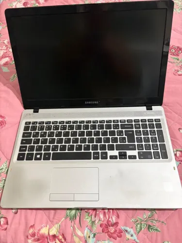 Vendo Notebook Samsung 