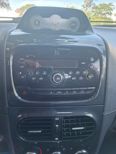 Fiat Strada Adventure1.8/ 1.8 Locker Flex CD 2013