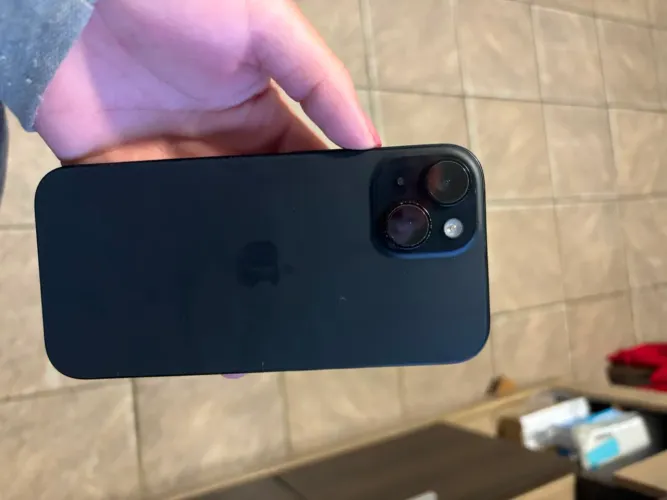 iPhone 15