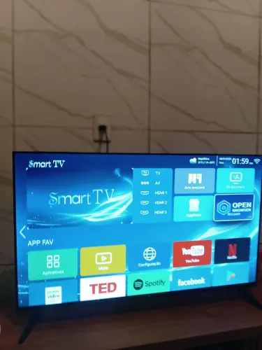 SMART TV 42 5 MESES DE USO