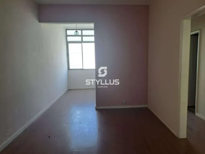 Apartamento Amplo com 2 Quartos e Vista Livre em Méier! RO01X