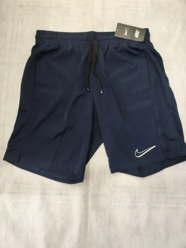 Bermuda Nike tamanho M