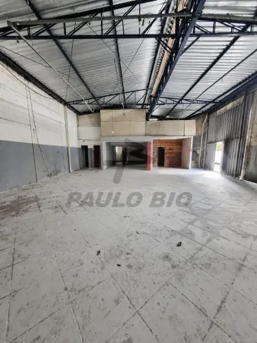 Galpão comercial para alugar no bairro Baeta Neves em São Bernardo- SP.