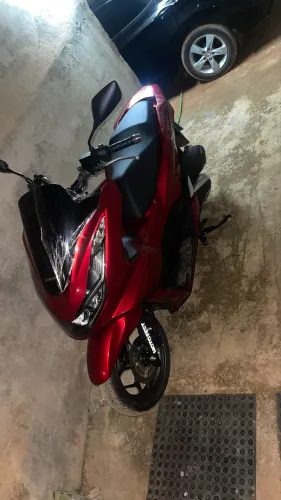 Honda PCX 160 ABS 2025 ? Única Dona ? Vermelha ? 3.382 km ? Troca sim