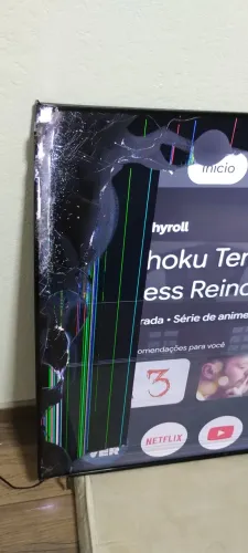 TB de 65 polegadas (tela quebrada)