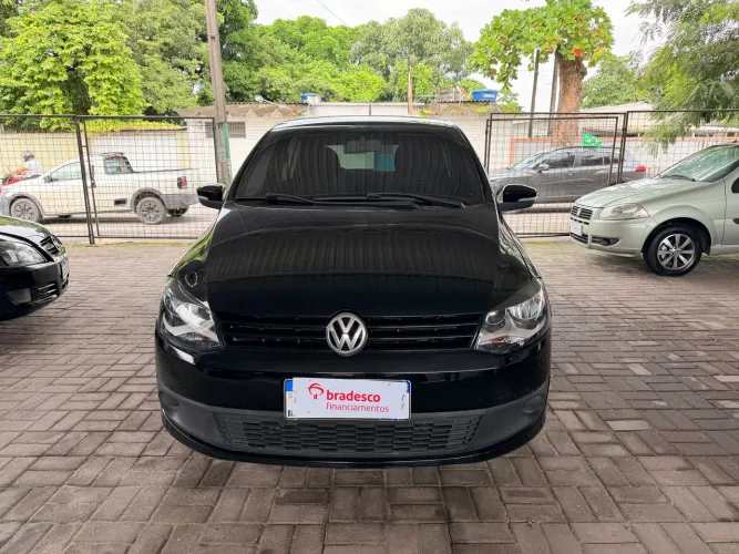 Volkswagen Fox 1.0 MI Total Flex 8V 5P 2011