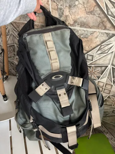 Mochila oakley