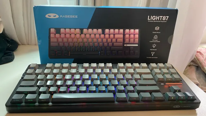 Teclado Gamer Sem fio Magegee Light87 TKL Mecânico
