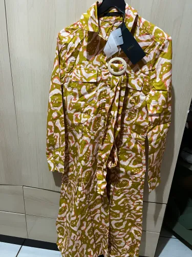 Roupa feminina nova
