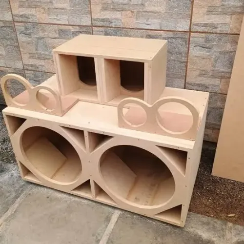 Caixas residencial e automotivo