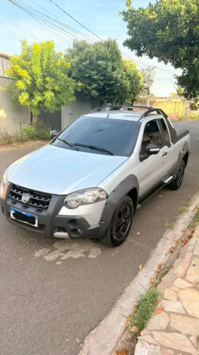 Fiat Strada Adventure 1.8/ 1.8 Locker Flex CE 2012