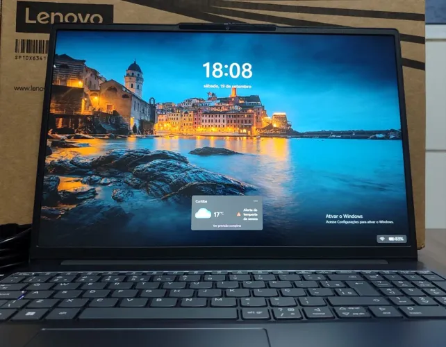 Notebook Lenovo Slim 3i - i5 13° Gen (8GB DDR5 - SSD NVME 512GB) NF, Caixa e carregador.