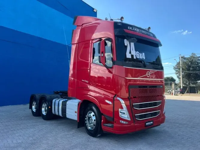 Caminhão Volvo Fh 540 6x4 ano 2023/2024 Susp. Mola Pacote Ec Fh540